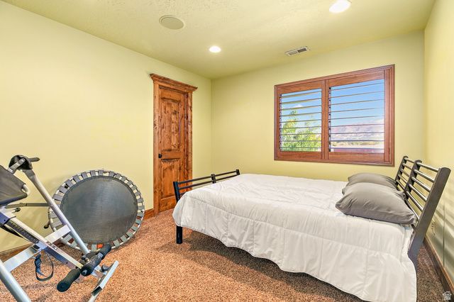 1168 HANLINE CIR, Kaysville, UT 84037