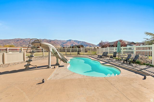 1168 HANLINE CIR, Kaysville, UT 84037