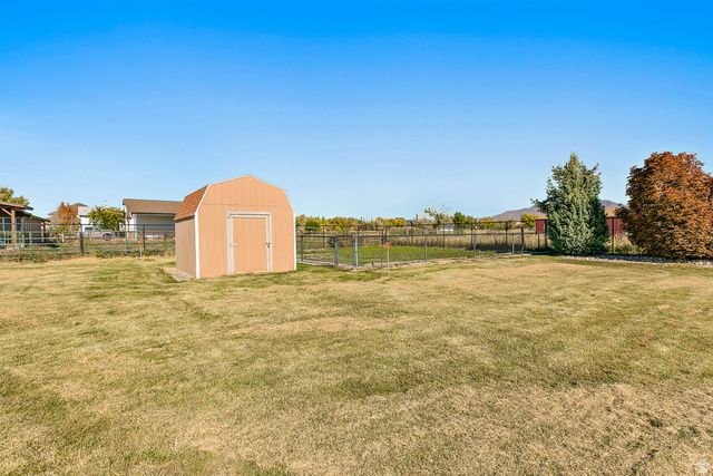 1168 HANLINE CIR, Kaysville, UT 84037