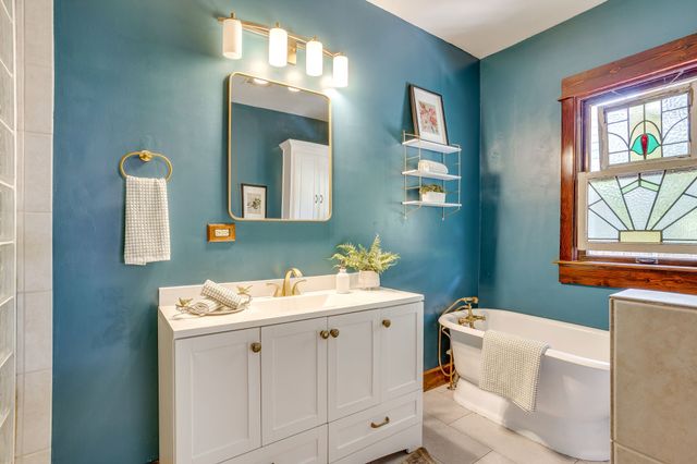 1416 S Henderson Street, Fort Worth, TX 76104