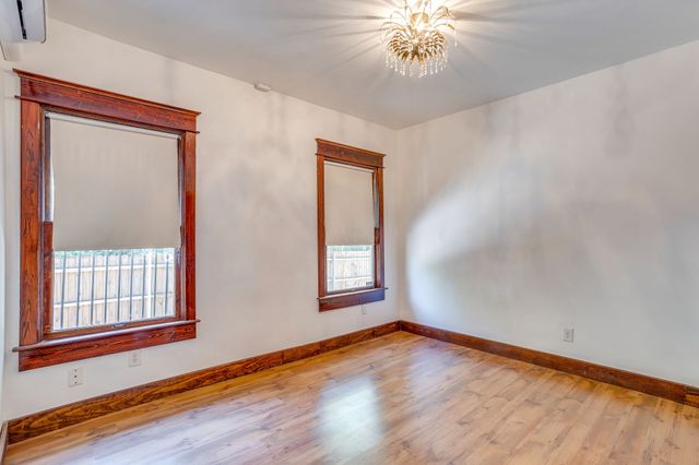 1416 S Henderson Street, Fort Worth, TX 76104