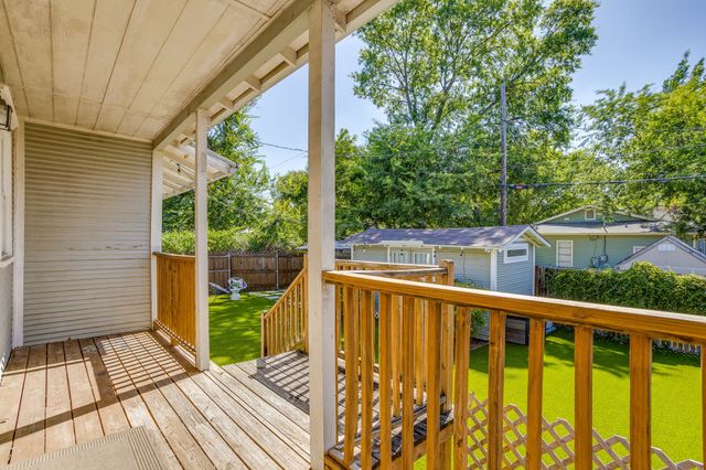 1416 S Henderson Street, Fort Worth, TX 76104