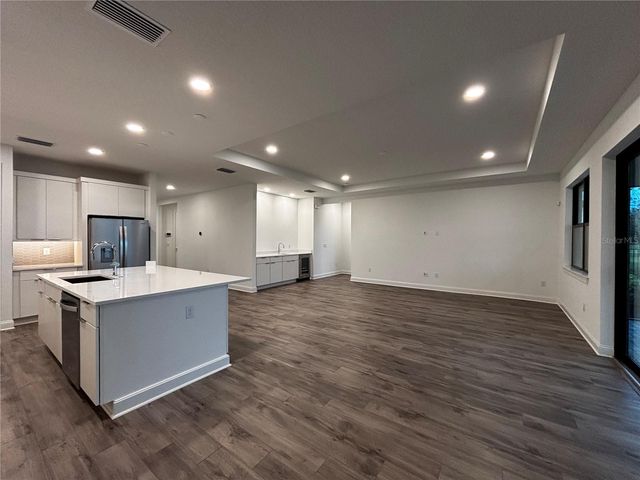 5784 FREESTONE CIRCLE, Apollo Beach, FL 33572