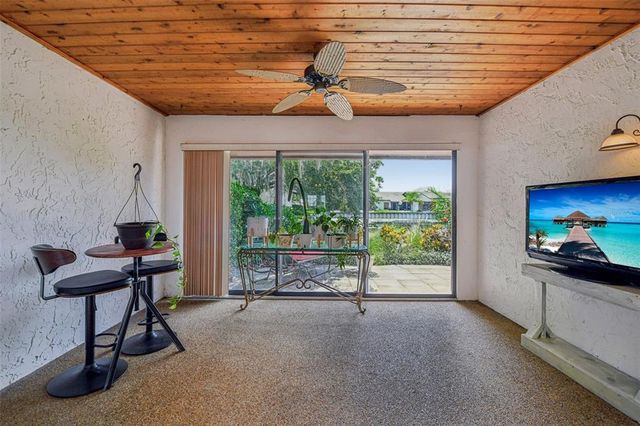 2 HUNTLEY COURT, Haines City, FL 33844