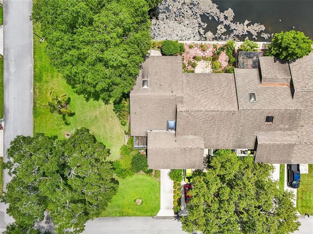 2 HUNTLEY COURT, Haines City, FL 33844