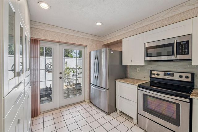2 HUNTLEY COURT, Haines City, FL 33844