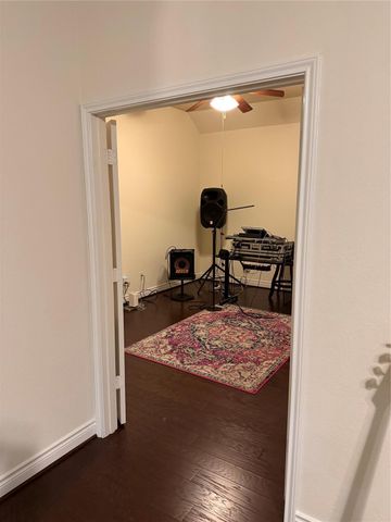 2872 Lombardia Drive, League City, TX 77573