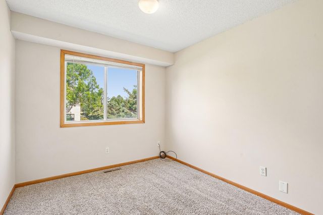 4943 Stoneridge Lane, Monticello, MN 55362