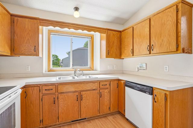 4943 Stoneridge Lane, Monticello, MN 55362