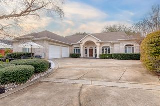 4 Ballestone Court, Dothan, AL 36301