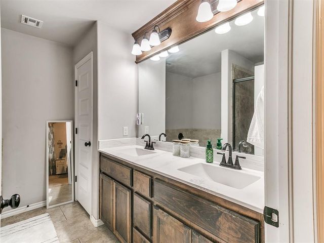 16212 Juliet Drive, Edmond, OK 73013