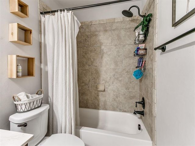 16212 Juliet Drive, Edmond, OK 73013