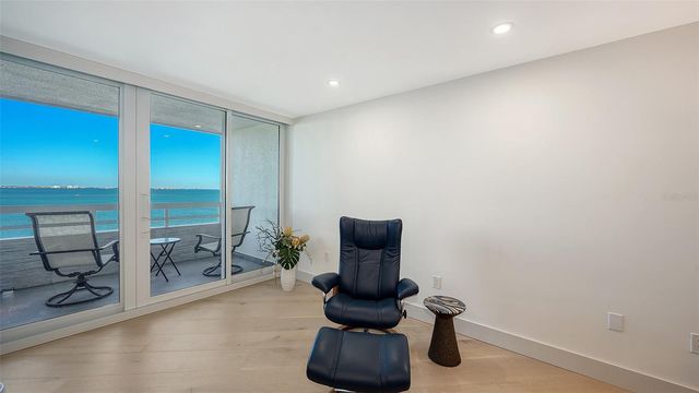 988 BLVD OF THE ARTS 1412, Sarasota, FL 34236