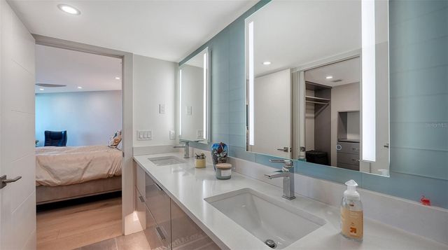 988 BLVD OF THE ARTS 1412, Sarasota, FL 34236