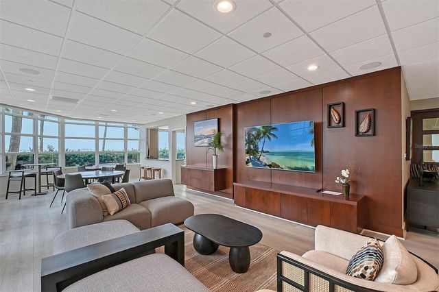 988 BLVD OF THE ARTS 1412, Sarasota, FL 34236