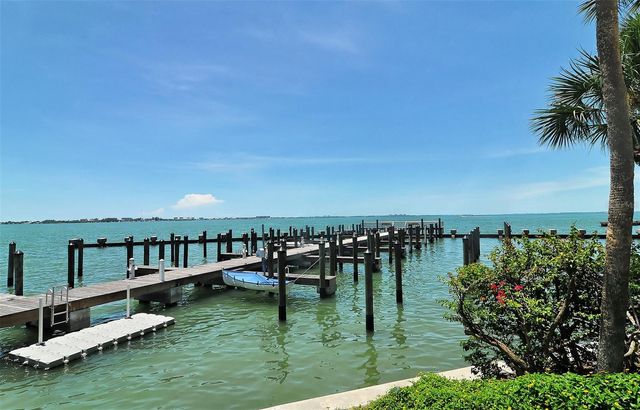 988 BLVD OF THE ARTS 1412, Sarasota, FL 34236