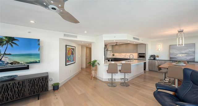 988 BLVD OF THE ARTS 1412, Sarasota, FL 34236