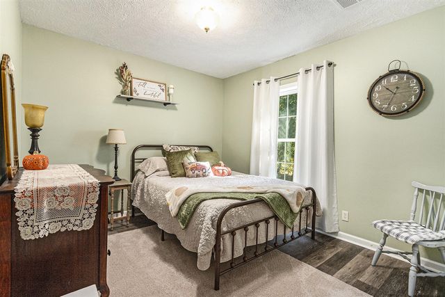 912 W Colon Road, Bronson, MI 49028