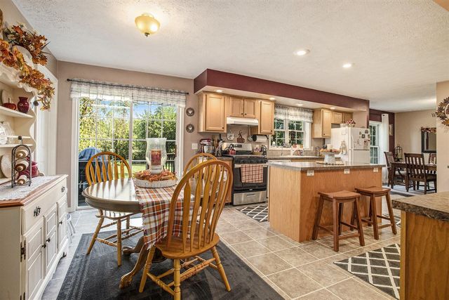 912 W Colon Road, Bronson, MI 49028