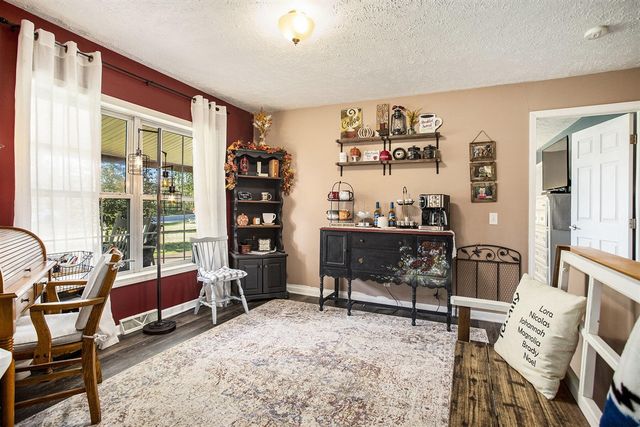 912 W Colon Road, Bronson, MI 49028