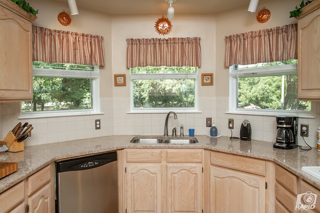 Image 18 of property listing at 16753 S Us Highway 277, Christoval, TX 76935