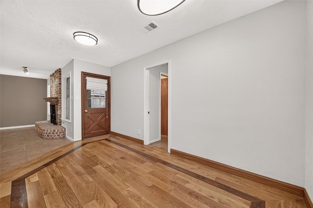 5623 Pinewilde Drive, Houston, TX 77066