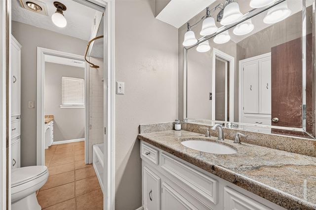 5623 Pinewilde Drive, Houston, TX 77066