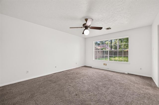 5623 Pinewilde Drive, Houston, TX 77066