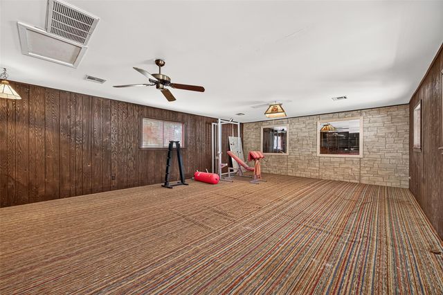 5623 Pinewilde Drive, Houston, TX 77066