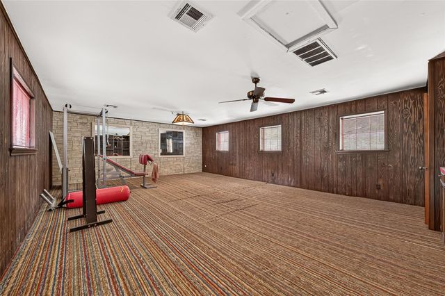 5623 Pinewilde Drive, Houston, TX 77066