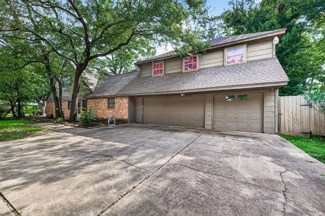 5623 Pinewilde Drive, Houston, TX 77066