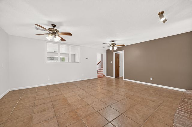 5623 Pinewilde Drive, Houston, TX 77066