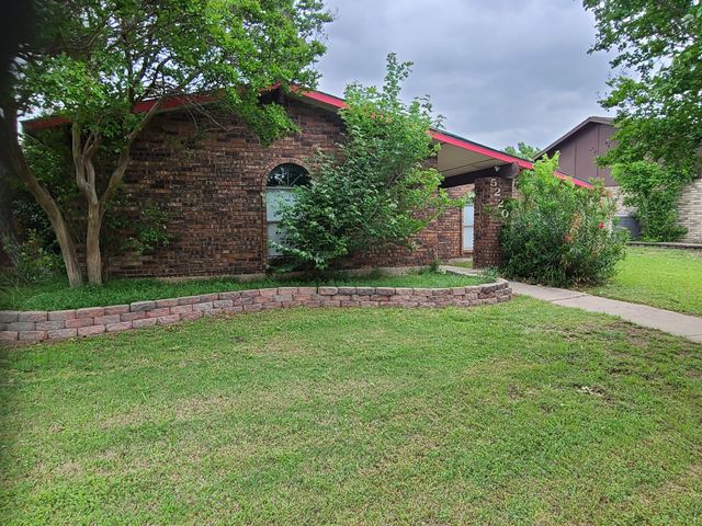5220 Pruitt Drive, The Colony, TX 75056