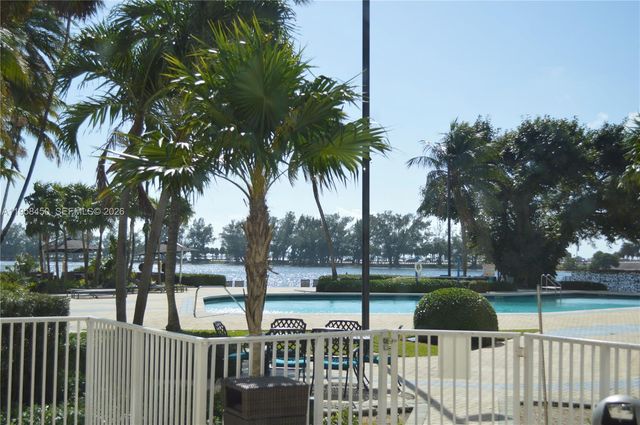 2451 Brickell Ave PH-M, Miami, FL 33129