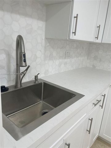 2451 Brickell Ave PH-M, Miami, FL 33129