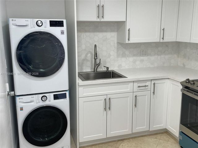 2451 Brickell Ave PH-M, Miami, FL 33129