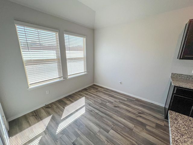 100 Taggart TRL, Jarrell, TX 76537