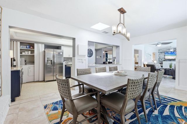 5128 OXFORD DRIVE, Sarasota, FL 34242