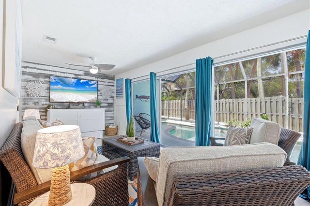 5128 OXFORD DRIVE, Sarasota, FL 34242