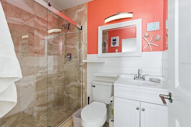 5128 OXFORD DRIVE, Sarasota, FL 34242