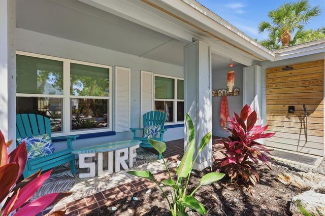 5128 OXFORD DRIVE, Sarasota, FL 34242