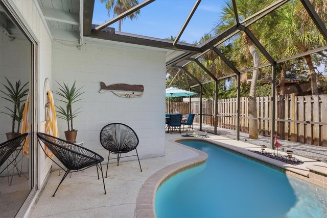 5128 OXFORD DRIVE, Sarasota, FL 34242