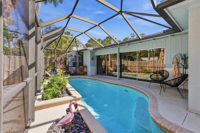5128 OXFORD DRIVE, Sarasota, FL 34242