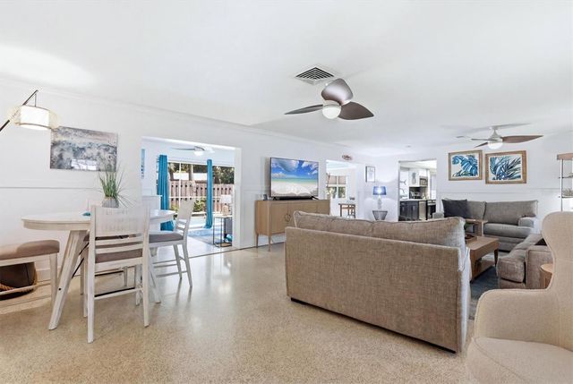 5128 OXFORD DRIVE, Sarasota, FL 34242
