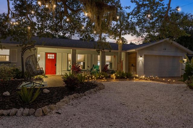 5128 OXFORD DRIVE, Sarasota, FL 34242