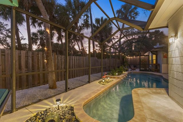 5128 OXFORD DRIVE, Sarasota, FL 34242