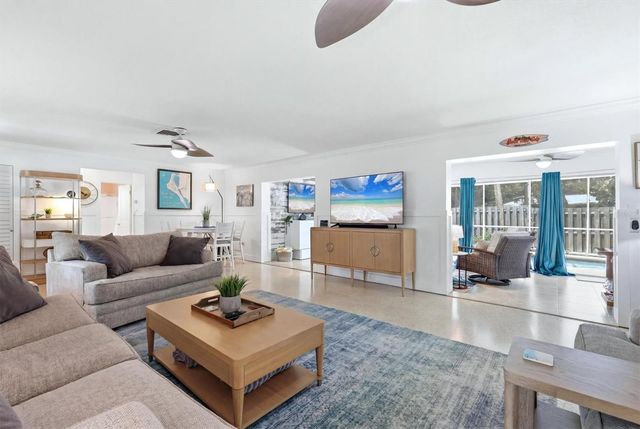 5128 OXFORD DRIVE, Sarasota, FL 34242