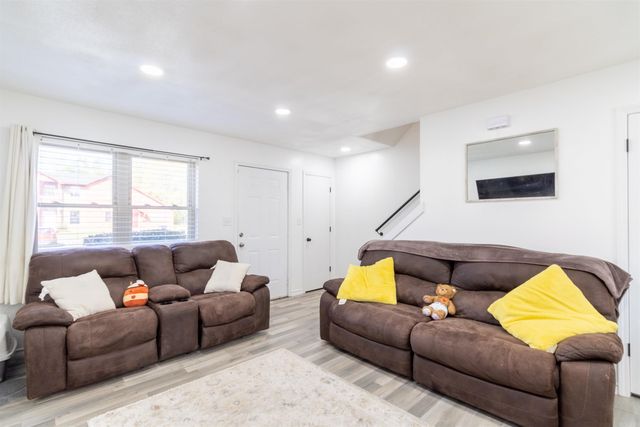 1306 N Nashville Ave, Russellville, AR 72801