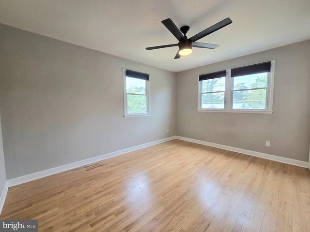 5311 MONTGOMERY ST, Springfield, VA 22151
