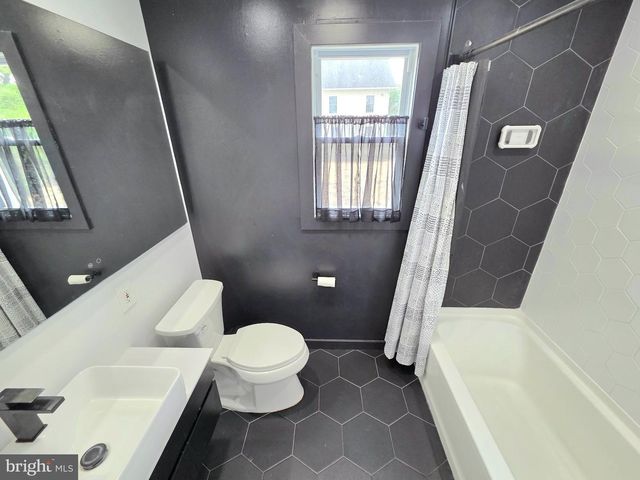 5311 MONTGOMERY ST, Springfield, VA 22151